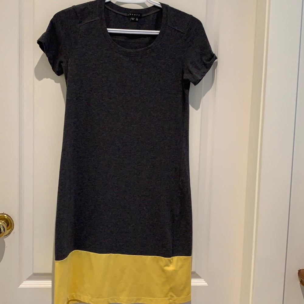 T-shirt Theory dress